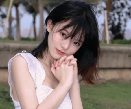 2025年简短的感人表白句子摘录95条