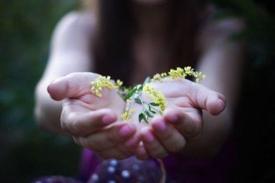 ​公司起名测试_带霄字的女孩名字大全_和霄字搭配的好名字