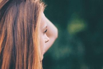 缺木字高雅的女孩名字姓郑