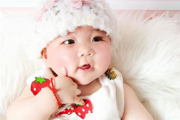 杨姓女孩起什么名字好