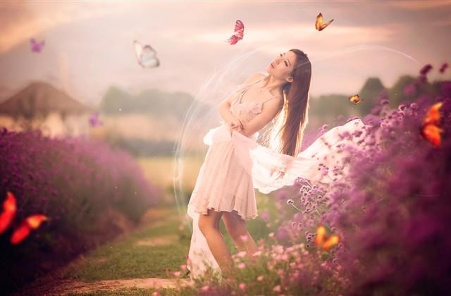 聪明伶俐的女孩名