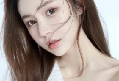 ​给女儿起个绝世独立的好名清风徐来馨香四溢助她未来扶摇直上