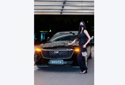 ​女孩的包女孩的网名